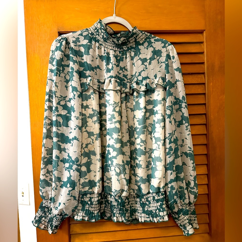 Hailey & Co blouse